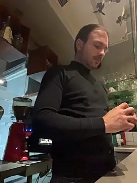 Adventurehotman online show from November 2025 07:14:02 PM