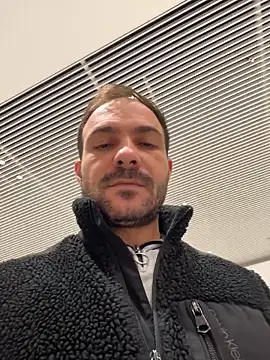 Adventurehotman online show from November 2025 12:53:02 PM