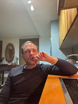 Adventurehotman online show from April 2026 07:42:01 PM