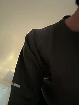 Stiven CL online show from February 2025 07:49:01 PM