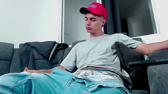 Stiven CL online show from September 2025 04:05:01 AM