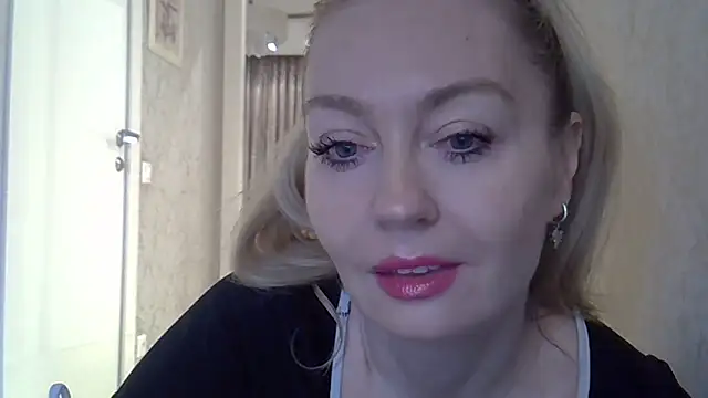 ZarinaSwift online show from March 2026 04:41:01 AM