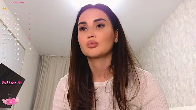 LaraSkinny online show from February 2026 02:24:02 PM