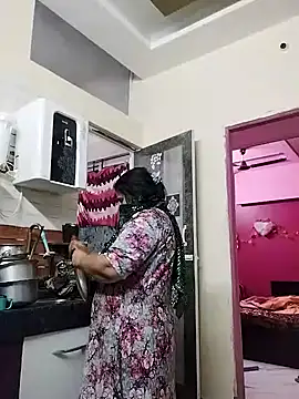 RESHMA 21 online show from February 2025 10:40:02 AM