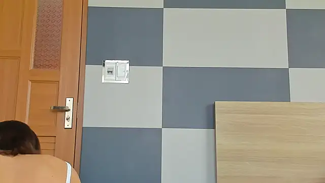 Kiera Thomas online show from February 2026 06:26:01 AM