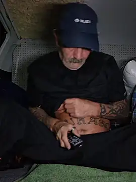 Hotbodyscottie online show from March 2026 01:33:02 AM