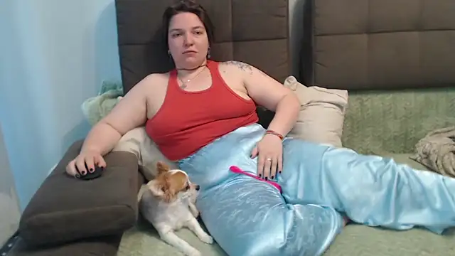 Amelia Kiss  online show from May 2026 01:55:02 AM