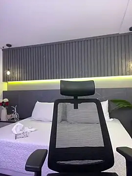 Snapshot of Sol_Miller chatting on December 2024 07:32:02 PM Sol Miller online show from December 2024 07:32:02 PM