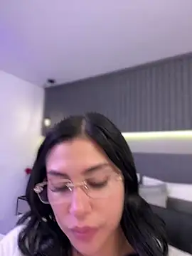 Snapshot of Sol_Miller chatting on December 2024 08:10:02 PM Sol Miller online show from December 2024 08:10:02 PM