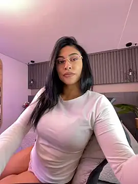 Snapshot of Sol_Miller chatting on February 2025 09:25:02 PM Sol Miller online show from February 2025 09:25:02 PM