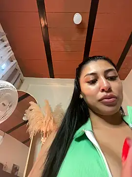 Snapshot of Sol_Miller chatting on February 2025 09:31:01 PM Sol Miller online show from February 2025 09:31:01 PM