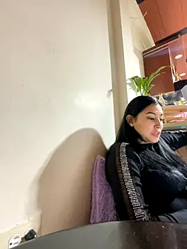 Snapshot of Sol_Miller chatting on September 2025 12:23:02 AM Sol Miller online show from September 2025 12:23:02 AM