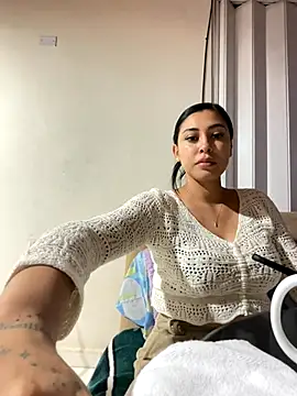 Snapshot of Sol_Miller chatting on September 2025 01:09:01 AM Sol Miller online show from September 2025 01:09:01 AM