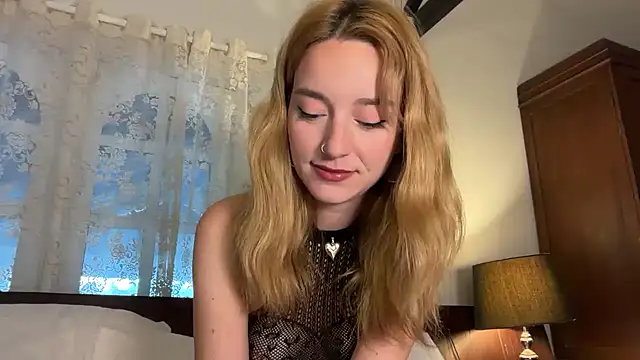 SirenaBelle online show from May 2026 12:18:01 AM