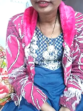 Snapshot of Babita03 chatting on January 2025 07:59:01 AM Babita03 online show from January 2025 07:59:01 AM