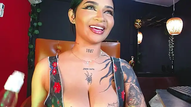 aitanarus online show from February 2025 06:12:01 PM