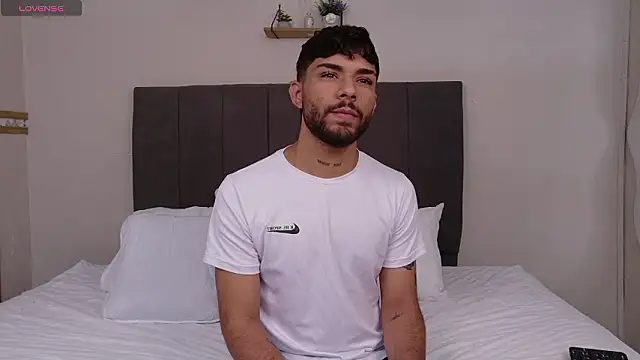 Snapshot of Alex_BigDickkk chatting on February 2026 11:59:01 AM Alex BigDickkk online show from February 2026 11:59:01 AM