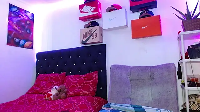 king  Black online show from December 2024 04:30:01 PM