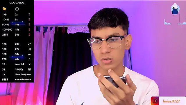 Levin Hikaru online show from February 2026 02:13:02 AM