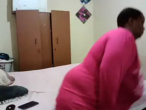 Snapshot of HOTBIGMELONSxx chatting on March 2025 02:33:02 PM HOTBIGMELONSxx online show from March 2025 02:33:02 PM