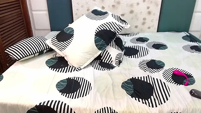 InkedSabrina online show from February 2025 08:04:01 AM