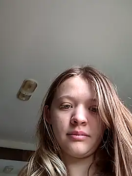 curvycakecutie online show from March 2026 05:07:01 PM