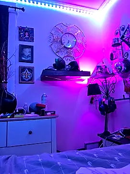 Snapshot of Twin2222 chatting on September 2025 04:49:02 AM Twin2222 online show from September 2025 04:49:02 AM