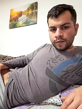 Snapshot of hornny1995 chatting on December 2024 11:31:02 AM hornny1995 online show from December 2024 11:31:02 AM