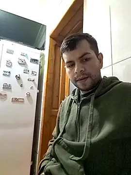 Snapshot of hornny1995 chatting on January 2025 02:08:02 AM hornny1995 online show from January 2025 02:08:02 AM