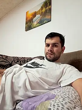 Snapshot of hornny1995 chatting on January 2025 06:59:01 PM hornny1995 online show from January 2025 06:59:01 PM