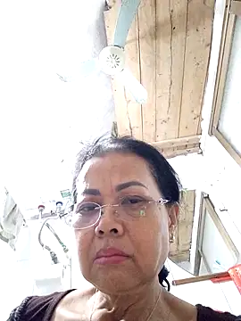 Hotestlove online show from November 2025 12:21:01 AM