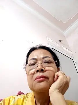 Hotestlove online show from December 2025 06:41:01 AM