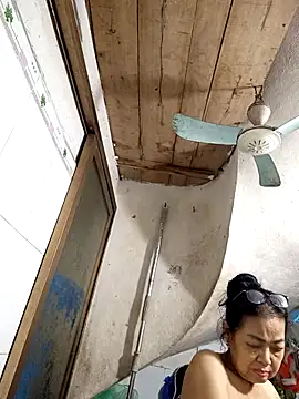 Hotestlove online show from March 2026 01:47:01 PM