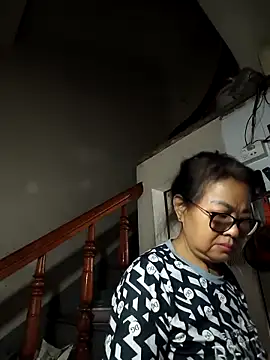 Hotestlove online show from April 2026 04:56:01 AM