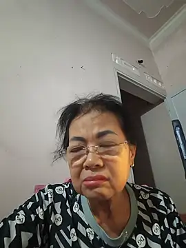 Snapshot of Hotestlove chatting on June 2026 01:46:01 PM Hotestlove online show from June 2026 01:46:01 PM