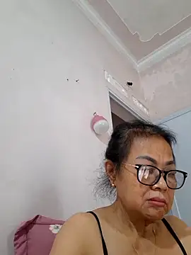 Snapshot of Hotestlove chatting on June 2026 11:38:02 PM Hotestlove online show from June 2026 11:38:02 PM