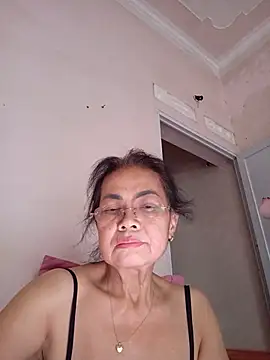 Snapshot of Hotestlove chatting on June 2026 11:03:02 AM Hotestlove online show from June 2026 11:03:02 AM