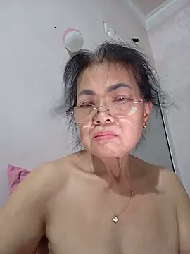 Snapshot of Hotestlove chatting on June 2026 02:12:02 PM Hotestlove online show from June 2026 02:12:02 PM