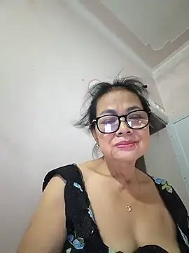 Snapshot of Hotestlove chatting on July 2026 12:00:02 PM Hotestlove online show from July 2026 12:00:02 PM