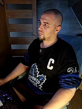 Foxyshaved online show from March 2026 01:04:02 PM