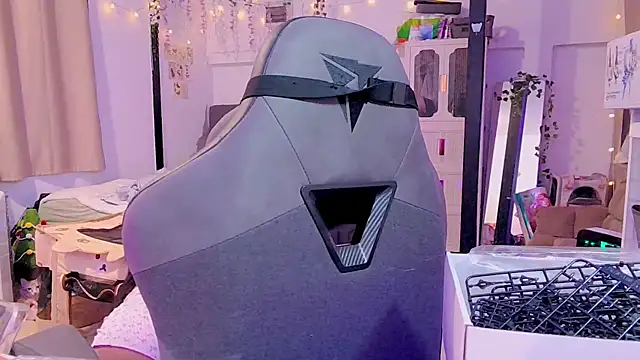 Kana G online show from March 2025 02:55:02 PM