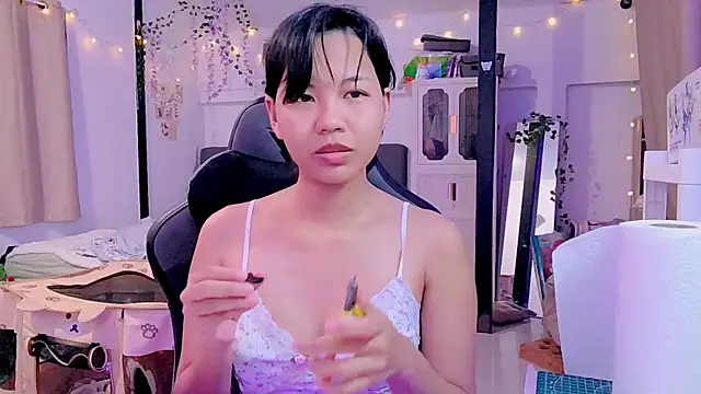 Kana G online show from March 2025 06:01:02 PM