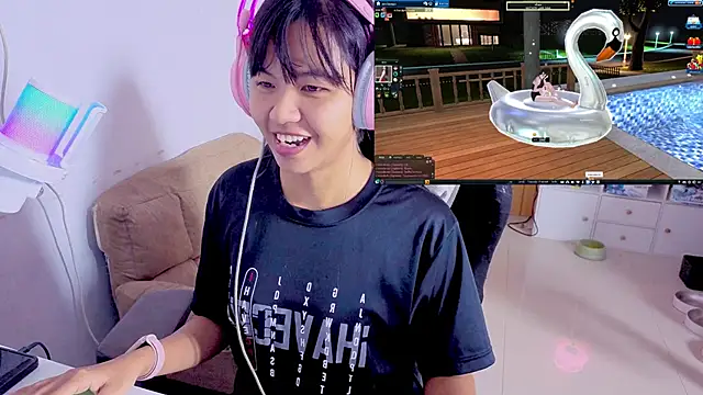 Kana G online show from October 2025 05:24:02 PM