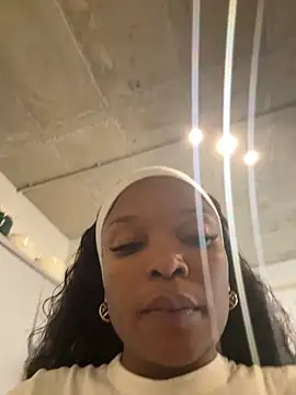 slimcateee online show from November 2025 07:26:02 PM