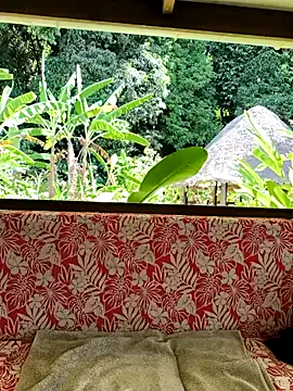 emma4xxx online show from February 2026 08:28:01 PM