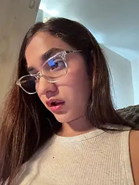 CuteeRose online show from February 2026 02:31:01 PM