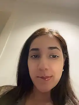 Snapshot of CuteeRose chatting on July 2026 06:32:01 PM CuteeRose online show from July 2026 06:32:01 PM