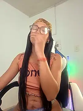 KittyKardy online show from January 2026 06:13:02 PM