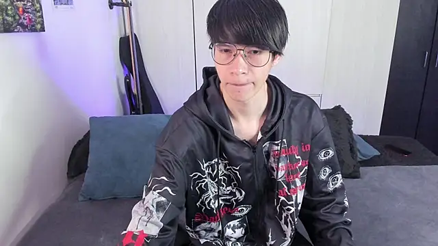 Aventure Twinks online show from December 2024 11:28:01 AM