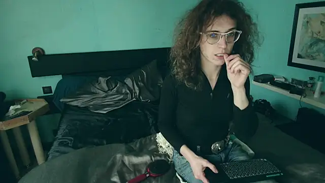 Prxscillia Tx online show from January 2025 02:58:02 PM